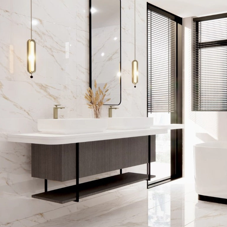Gresie și faianță porțelanată Ess. Calacatta Gold 60 × 120 cm, aspect marmură – Prismacer