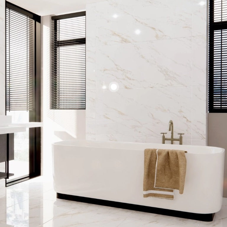 Gresie și faianță porțelanată Ess. Calacatta Gold 60 × 120 cm, aspect marmură – Prismacer