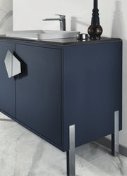 Detaliu Five Points: lavoar Ceramilux dreptunghiular și picior metalic