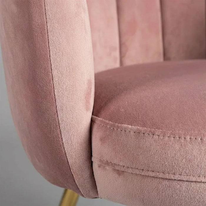 Fotoliu Catifea Daisy Rosa – Design Modern & Confortabil