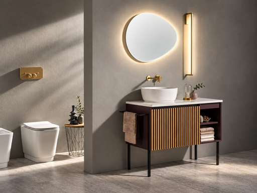 Mobilier de baie Gaia Mobili Mood 9 cu lamele verticale din lemn, lavoar pe blat și structură pe picioare, într-o baie contemporană
