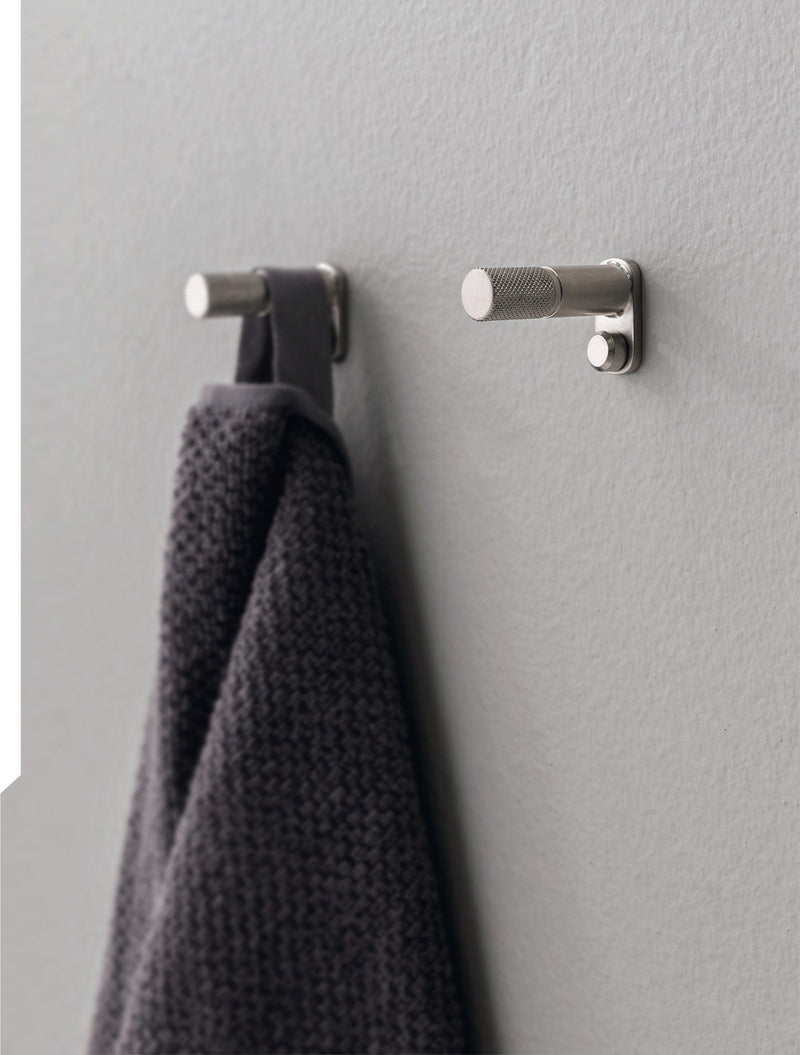 Cuier și suport hârtie igienică 22mm din inox – Treemme, imagine de ambianță