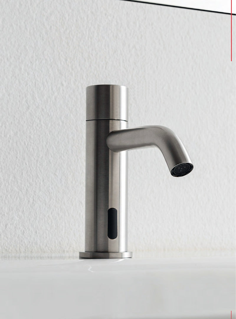 Baterie lavoar electronică 40mm din inox, cu senzor – Treemme, imagine de ambianță