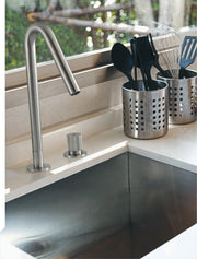 Baterie de bucătărie 22mm din inox – Treemme, imagine de ambianță